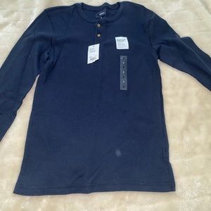 Mens Sonoma thermal. Size small. Navy blue color. Brand new.